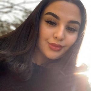 Meet your Posher, Abigail